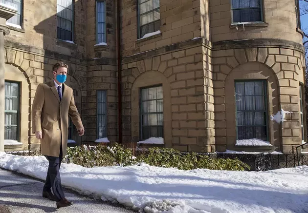 Dude, where was that mask when you were inside? - COMMUNICATIONS NOVA SCOTIA