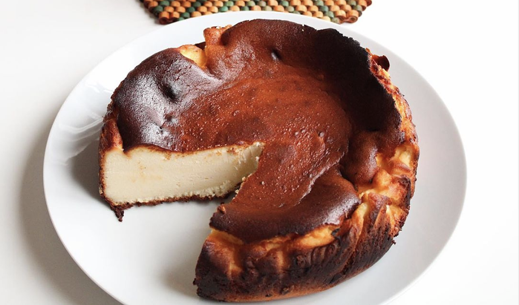Chéché's San Sebastian cheesecake features the look and taste of creme brulee. - CHÉCHÉ BAKERY