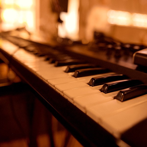piano-keys.jpg