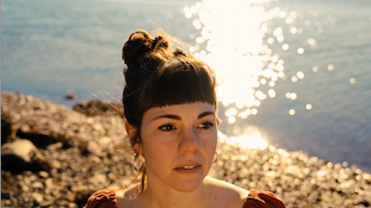 The best albums of 2022: Blue Lobelia's Resilient Moon  (2)