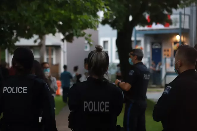 Police make Friday evening visit to Meagher Park - Vimarsana News