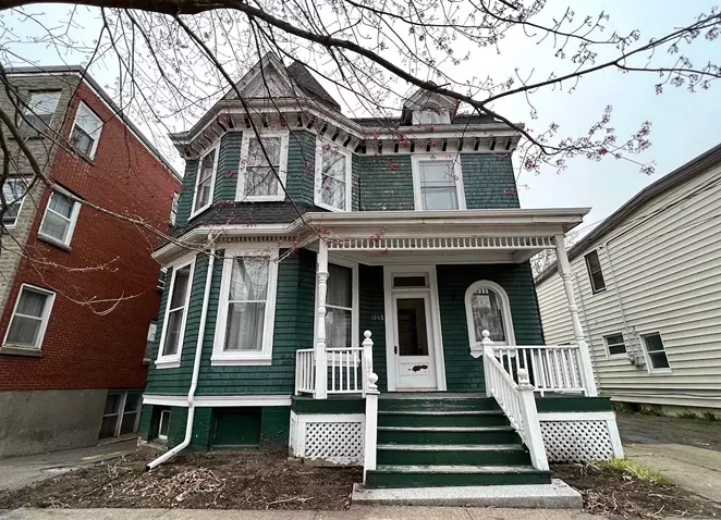 Dalhousie University wants to tear down a 125-year-old home on Edward Street - Vimarsana News
