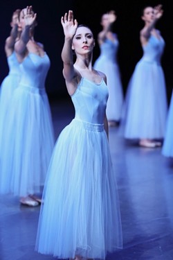 ballet_tucson_-_pc_angela_sterling_serenade_jahna_frantzisko.jpg