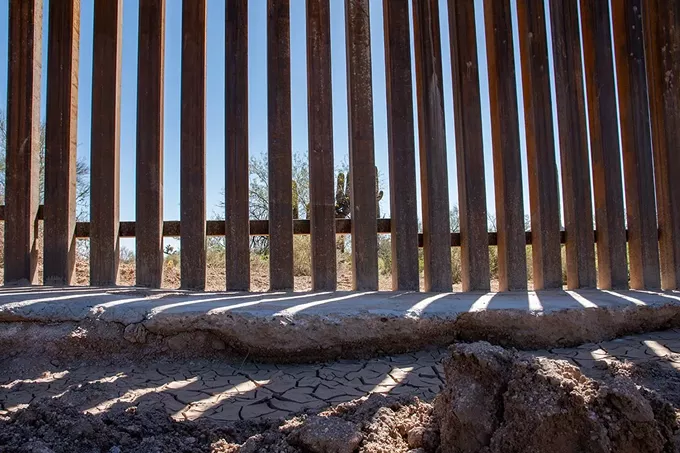 Unfinished Arizona border barriers harm environment, National Park Service, area ranchers say