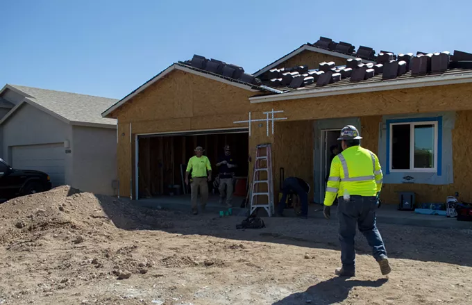 House Party: Local carpenter’s union volunteers to help Habitat for Humanity build homes