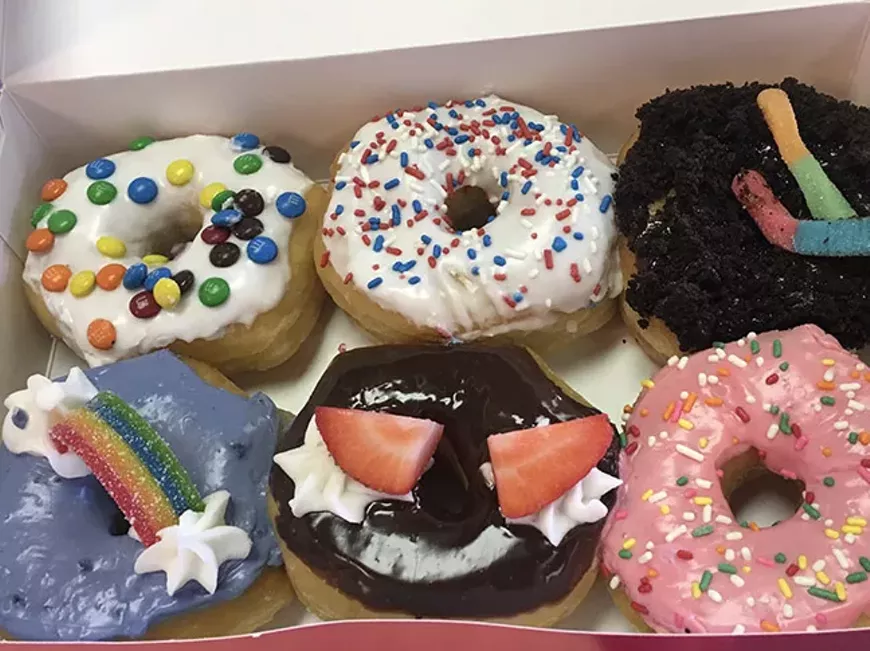 Best Donuts 2018 Amy's Donuts Casual Dining