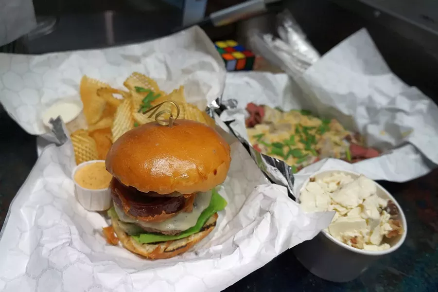 MM’s Sriracha Burger - MARK WHITTAKER