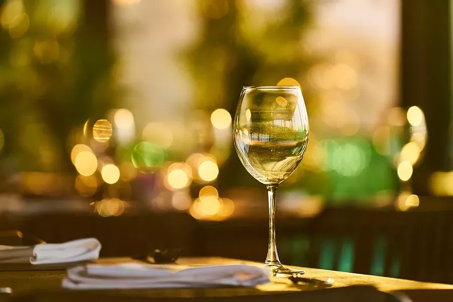 old_world_wine_tastings.jpg