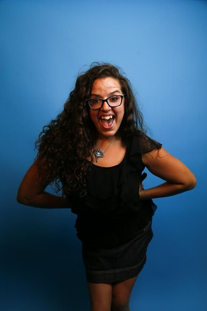 For Want of an Underwear Drawer…Transplants live their dreams in Tucson's comedy scene | Arts: Feature - Vimarsana News