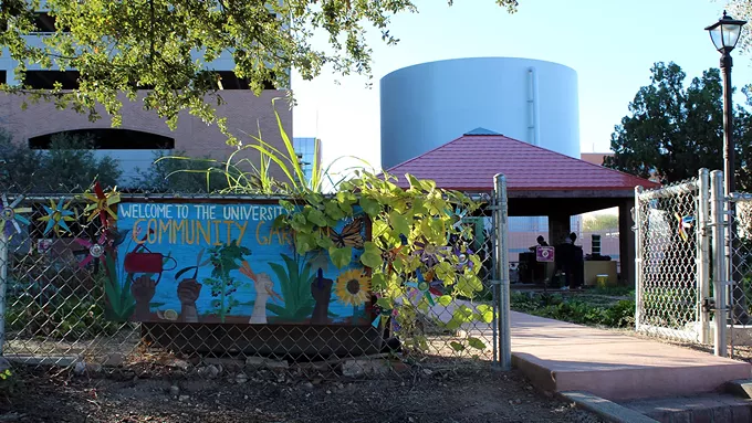 UA Compost Cats invites Tucson to mediate food waste - Vimarsana News