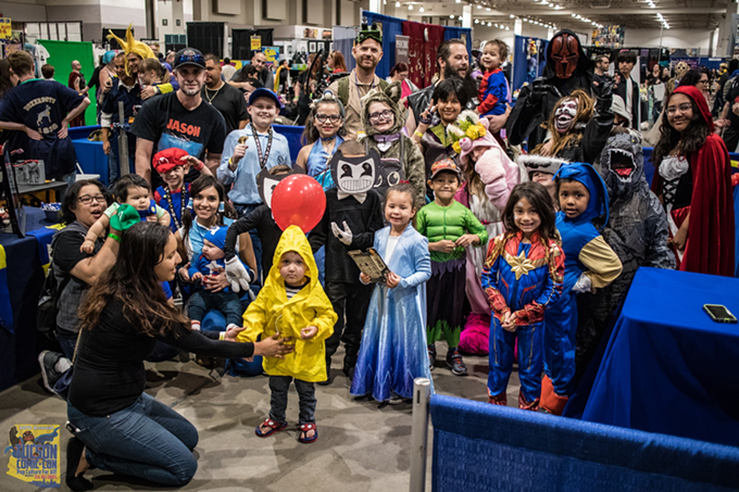 Tucson Comic-Con unites cosplayers, celebrity guests - Vimarsana News