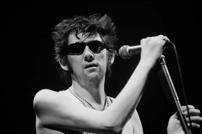 Remembering Iconic Singer: Tucson's Irish bands pay tribute to MacGowan | Currents Feature - Vimarsana News